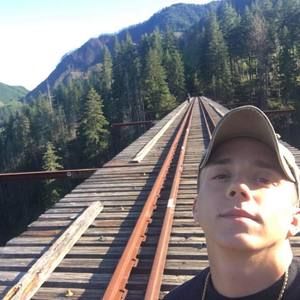 Meet your Posher, Ryan